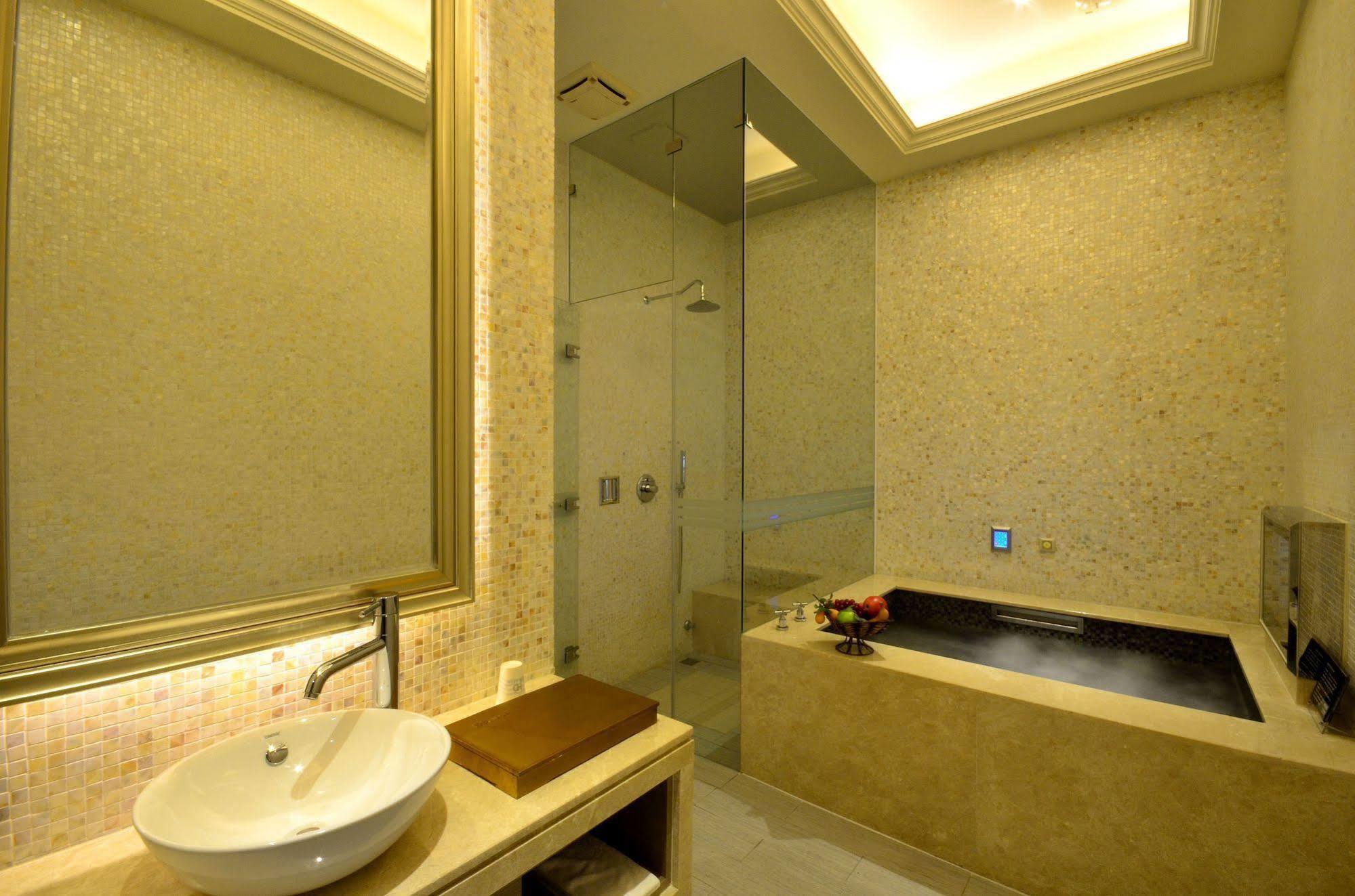 Hea Duenn Motel Tchaj-čung Exteriér fotografie