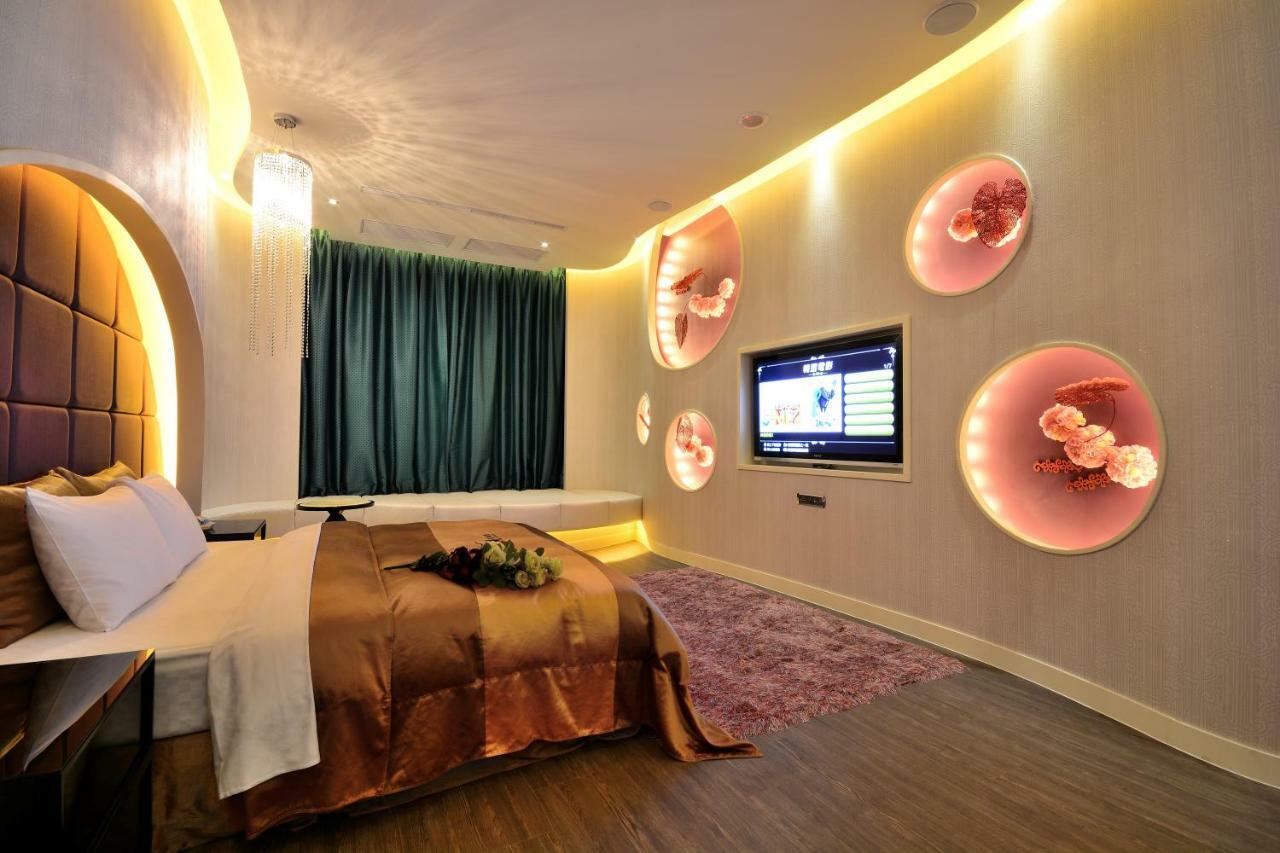 Hea Duenn Motel Tchaj-čung Exteriér fotografie
